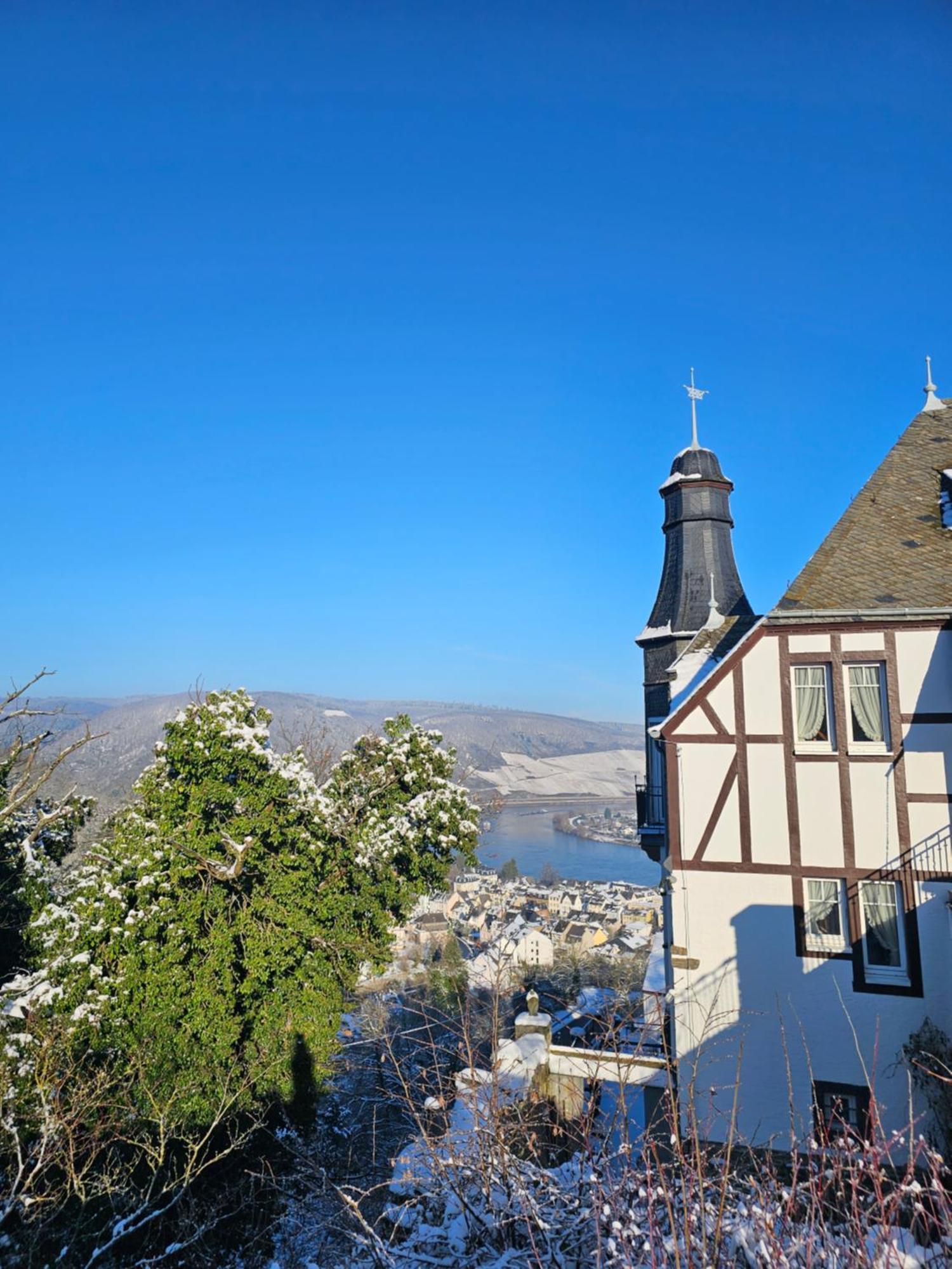 Little Rhineview Chateau Ug บอพพาร์ด ภายนอก รูปภาพ